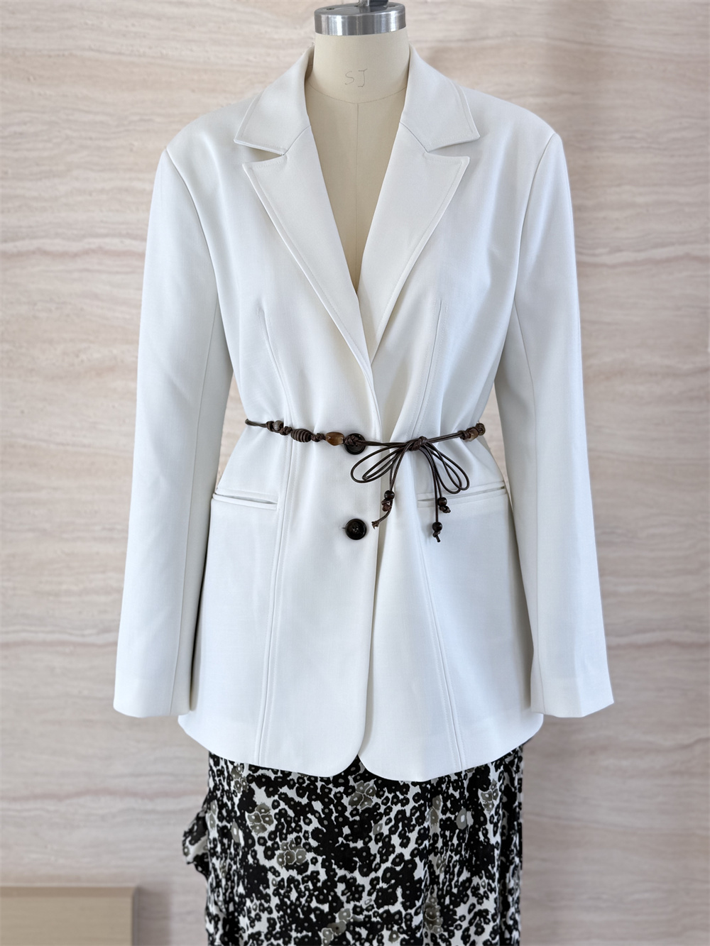 RH-BLAZER 02 Face.jpg