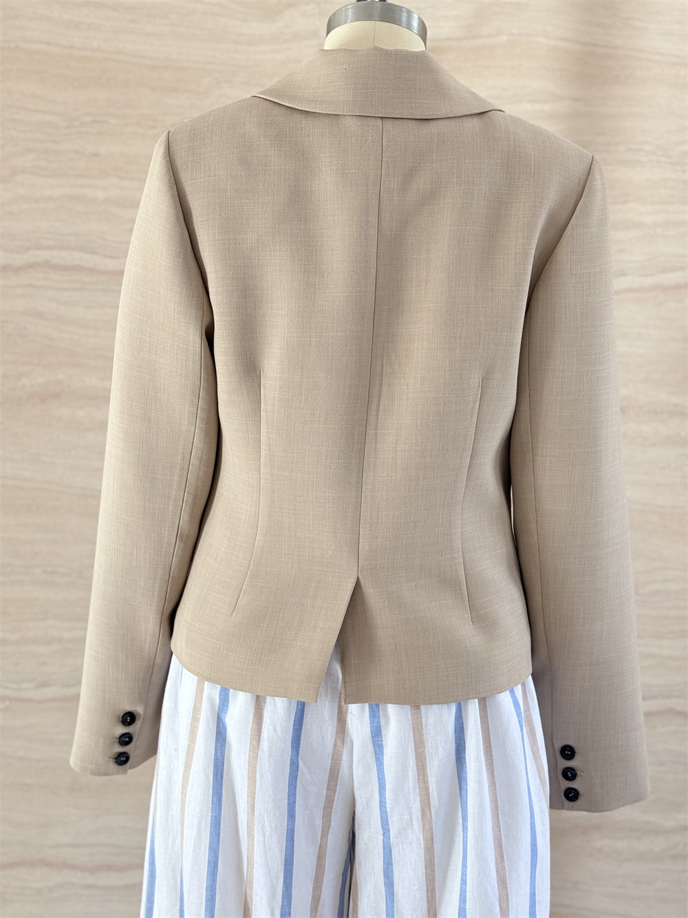 RH-BLAZER 03 Back.jpg