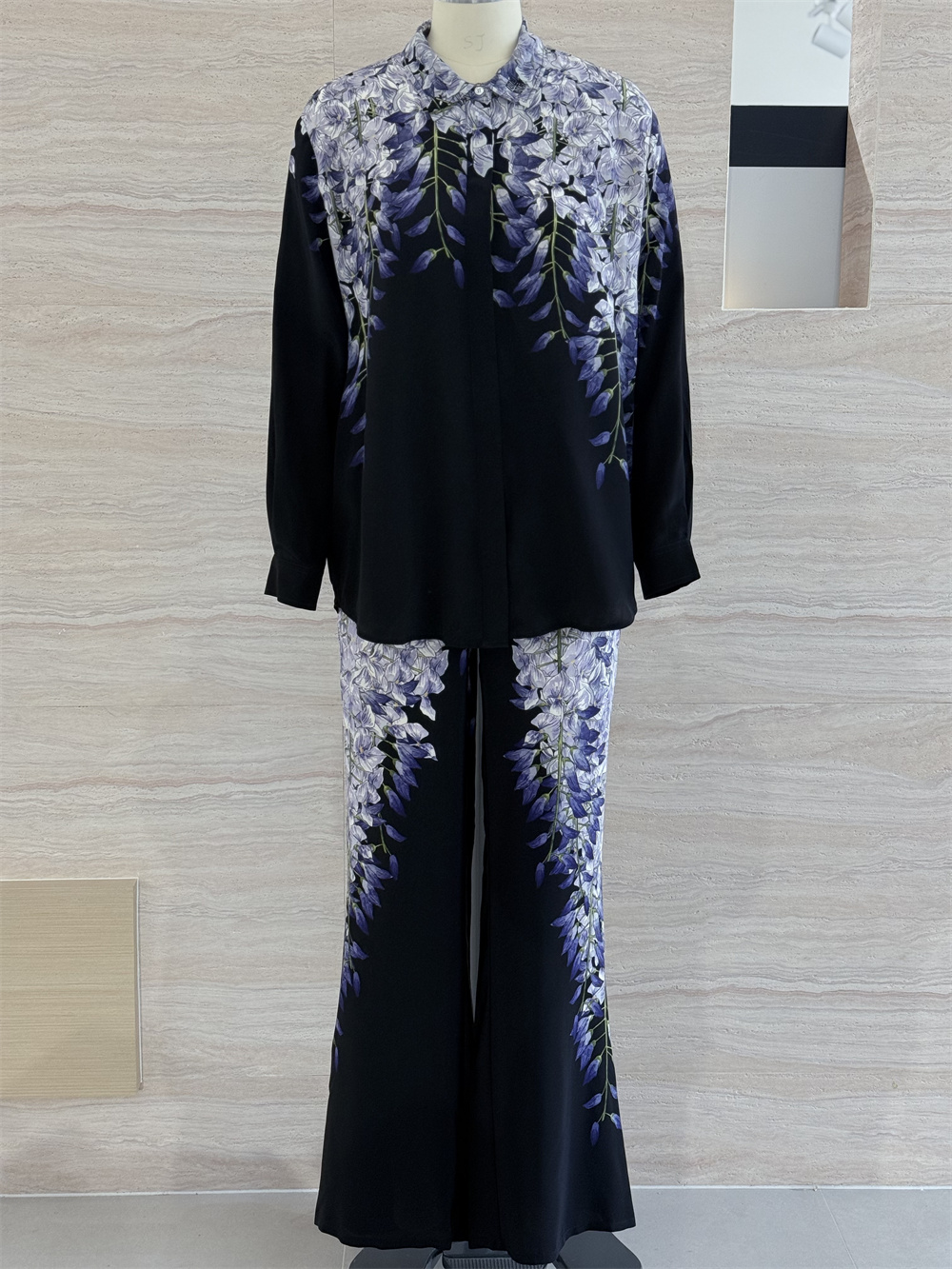 RH-BLOUSE 02 FRONT.jpg