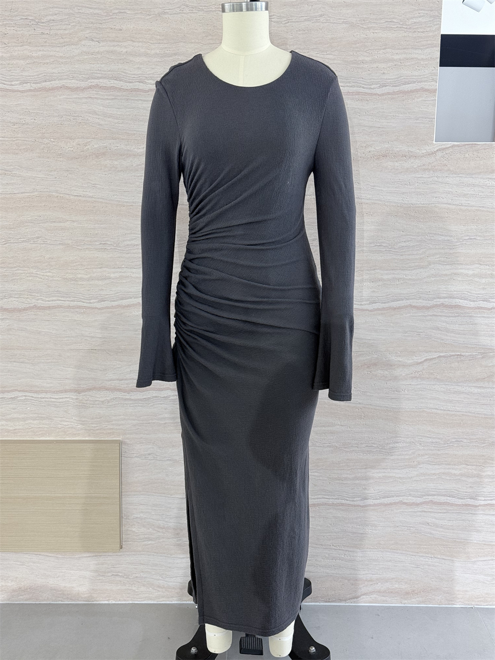 RH-DRESS 07 FACE.jpg